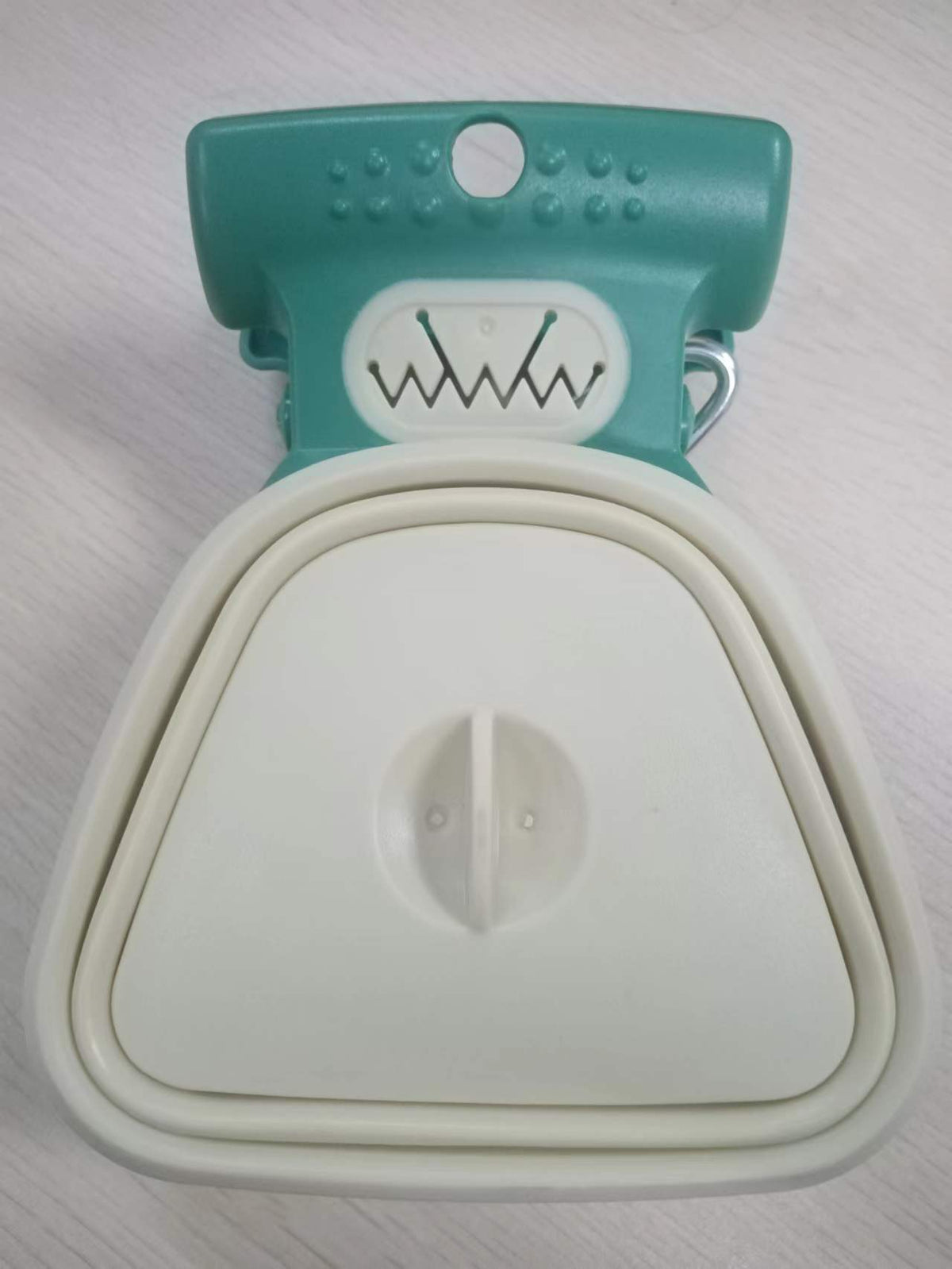 Foldable Dog Poop Scooper – detail view 4