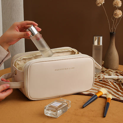 Three-Layer Vegan Leather Cosmetic Bag – detail view 5