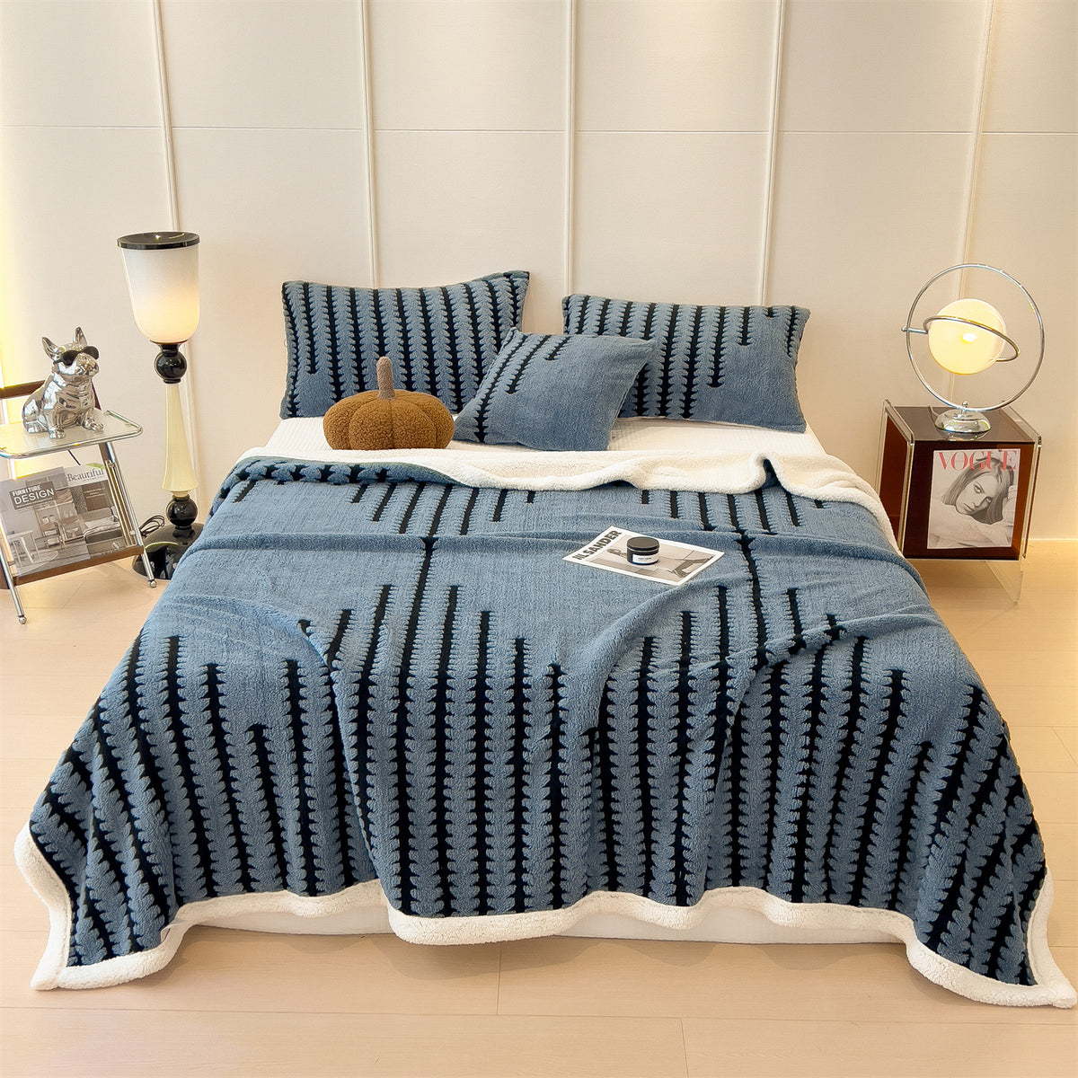 Textured Jacquard Throw Blanket – blue